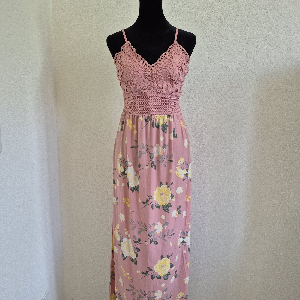 No Boundaries Pink Floral Lace Maxi Dress